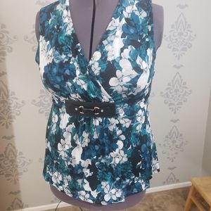 Sleeveless top teal floral